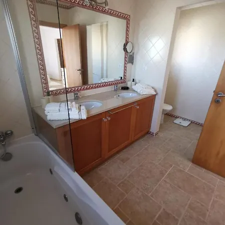 Lala Amoreira (Leiria)